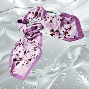 💥 $5 with any Purchase.  Elegant Floral Lavender Scarf